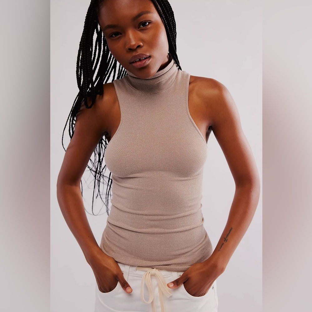 Free People Always Ready Seamless Turtleneck Fitted Tank Top Beige M/L NWT